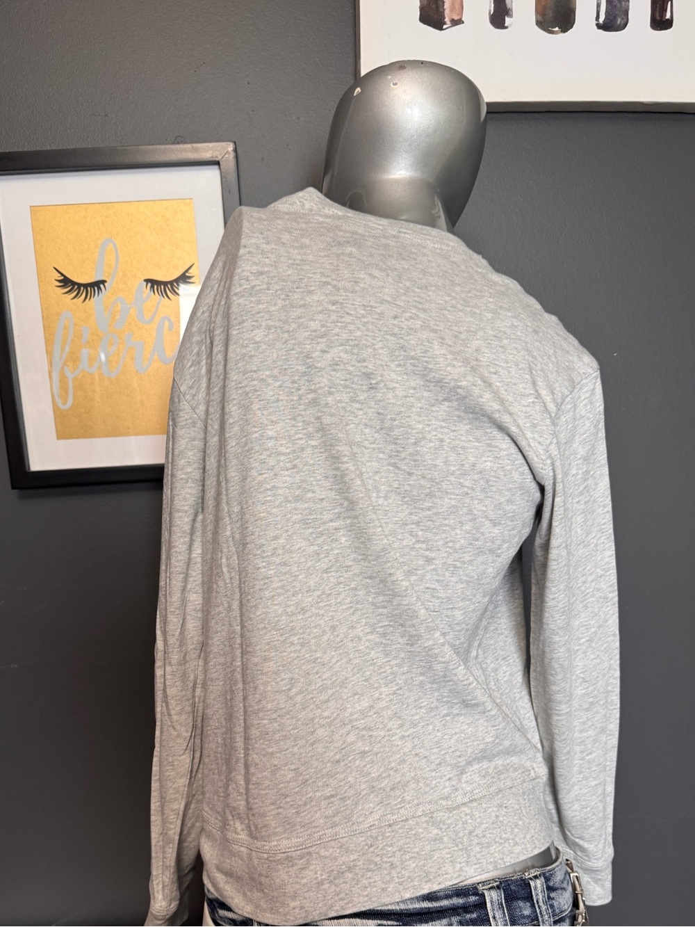 ❌SOLD❌ Nike Grey Long-sleeve Sweatshirt - Picture 4 of 6